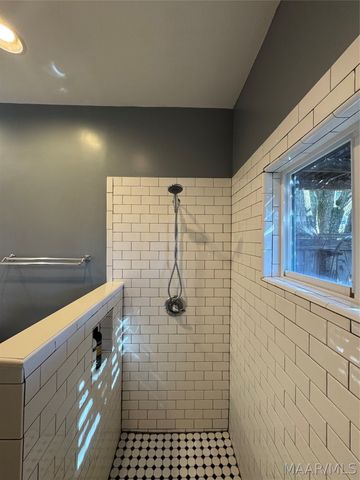 350 Winthrop Court, Montgomery, AL 36104