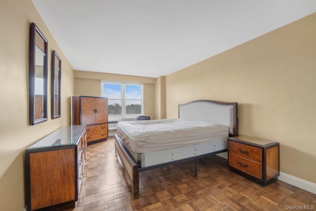1841 Central Park Avenue 8G, Yonkers, NY 10103