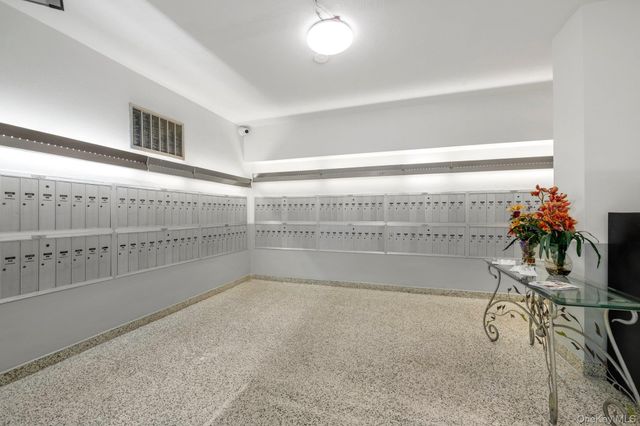 1841 Central Park Avenue 8G, Yonkers, NY 10103