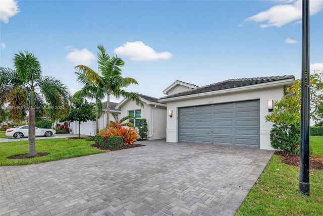 12019 SW Seahorse Springs Ter, Port St. Lucie, FL 34987