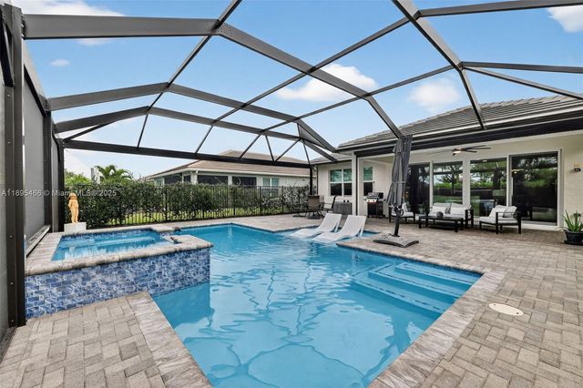 12019 SW Seahorse Springs Ter, Port St. Lucie, FL 34987