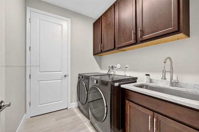 12019 SW Seahorse Springs Ter, Port St. Lucie, FL 34987