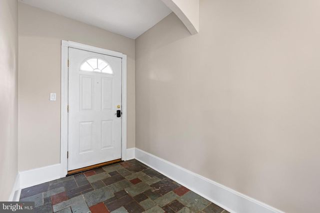 2415 CEDAR AVE, Wilmington, DE 19808