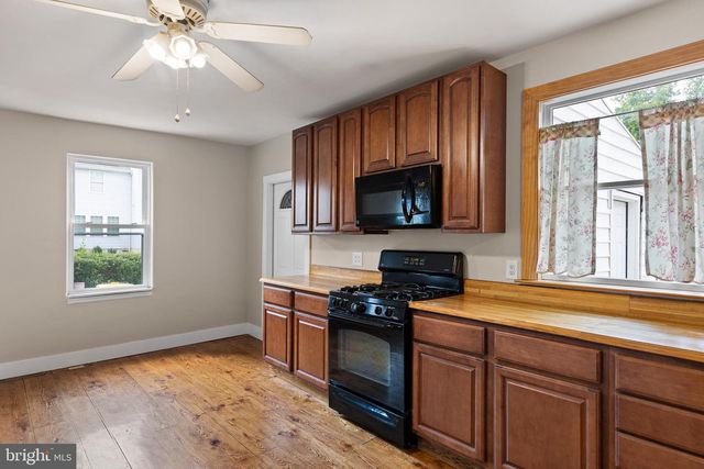 2415 CEDAR AVE, Wilmington, DE 19808