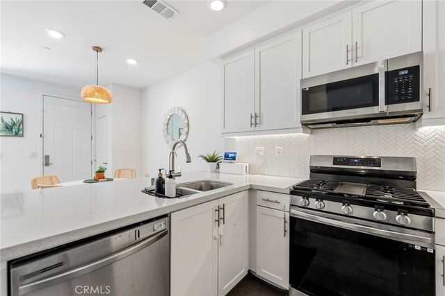 1346 Coriander Court, Upland, CA 91786