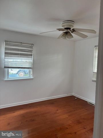 2962 CRAFTON DR, Bensalem, PA 19020