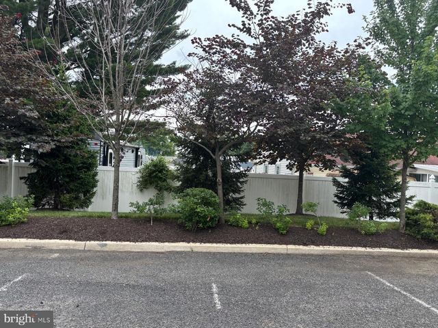 2962 CRAFTON DR, Bensalem, PA 19020