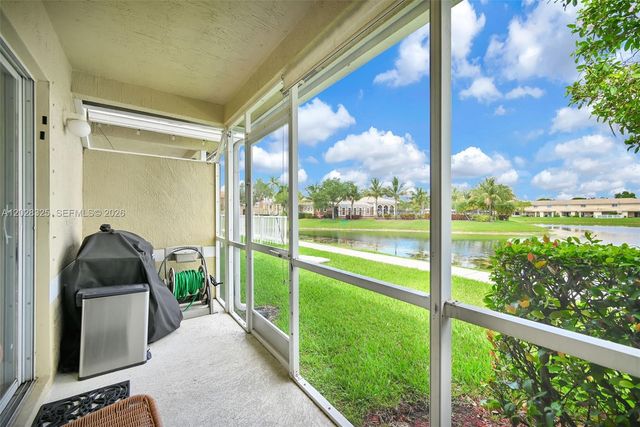 5927 Royal Way, Tamarac, FL 33321