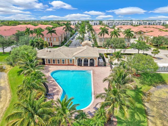 5927 Royal Way, Tamarac, FL 33321