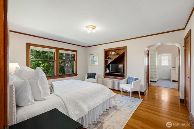 3608 43rd Avenue NE, Seattle, WA 98105