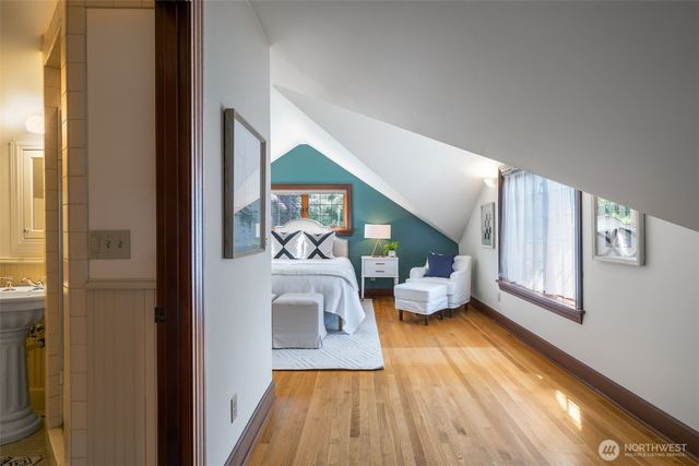 3608 43rd Avenue NE, Seattle, WA 98105