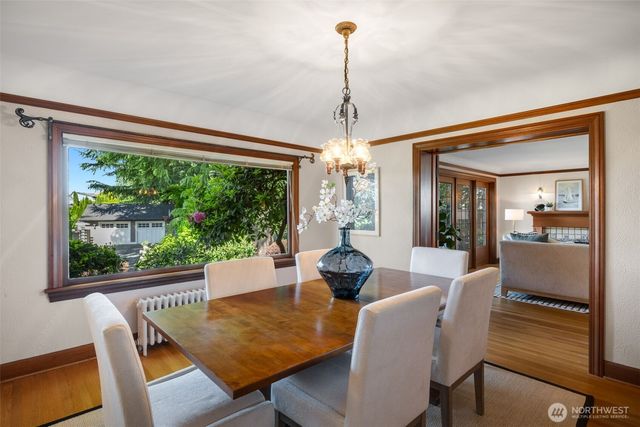 3608 43rd Avenue NE, Seattle, WA 98105