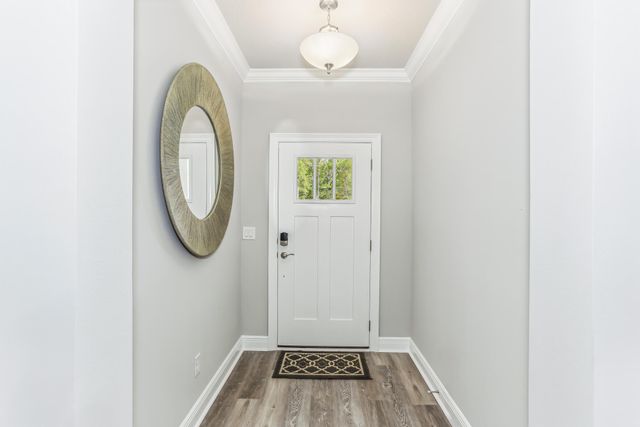 7589 Hatteras Drive, Navarre, FL 32566