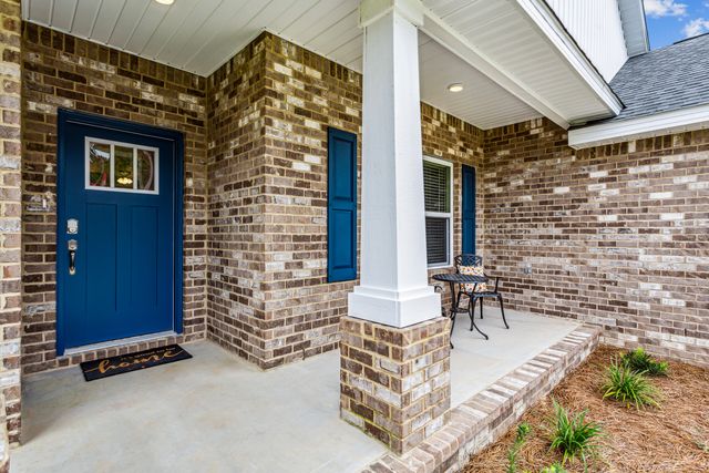 7589 Hatteras Drive, Navarre, FL 32566