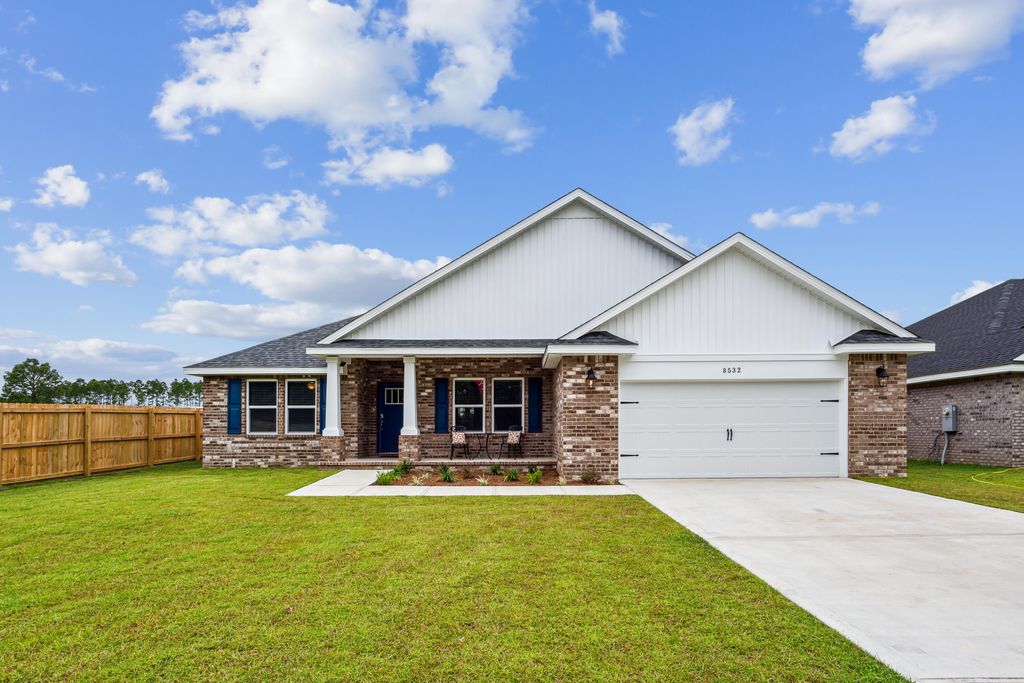 7589 Hatteras Drive, Navarre, FL 32566