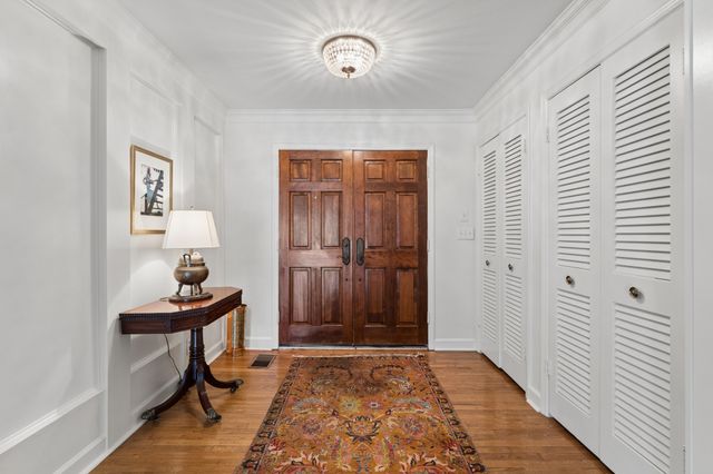105 Brookfield Ave, Nashville, TN 37205