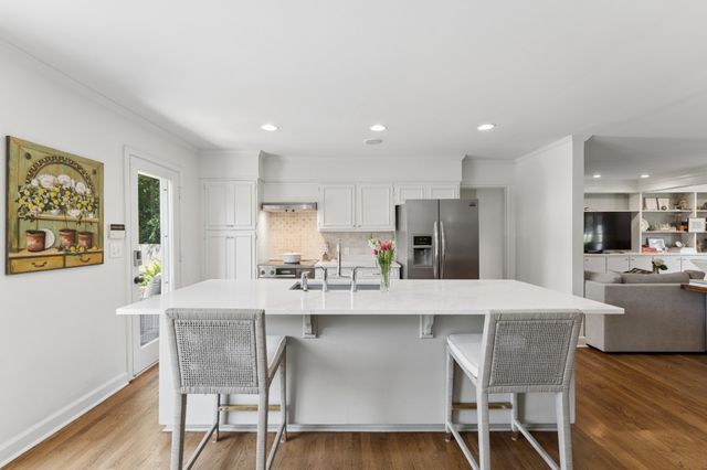 105 Brookfield Ave, Nashville, TN 37205