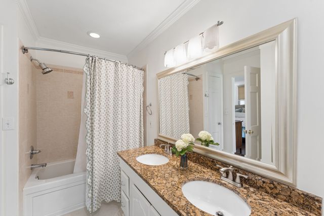 105 Brookfield Ave, Nashville, TN 37205