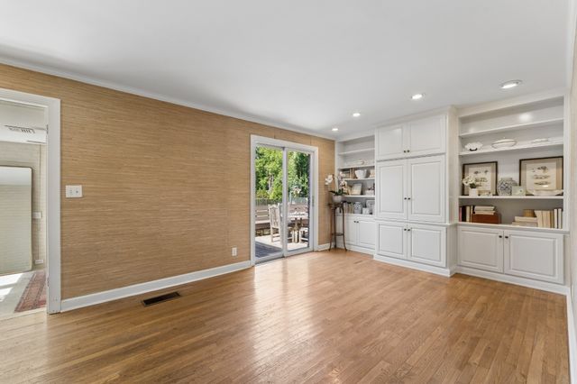 105 Brookfield Ave, Nashville, TN 37205