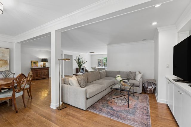 105 Brookfield Ave, Nashville, TN 37205