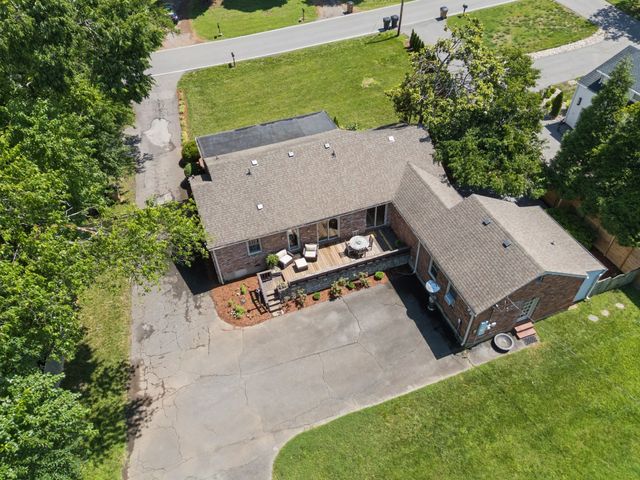 105 Brookfield Ave, Nashville, TN 37205