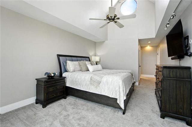 40 Rader St Apt 504, Norfolk, VA 23510
