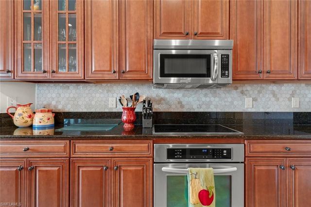 11982 Heather Woods CT, Naples, FL 34120