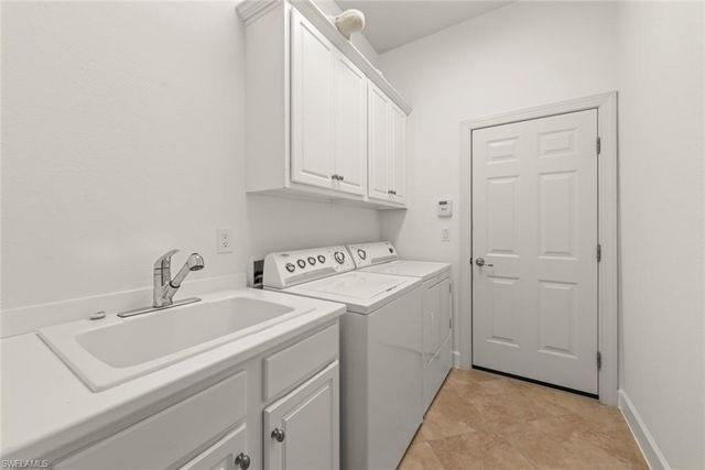 11982 Heather Woods CT, Naples, FL 34120