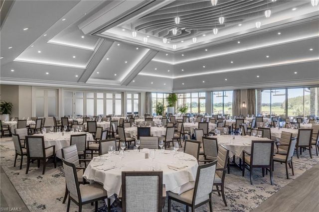 11982 Heather Woods CT, Naples, FL 34120