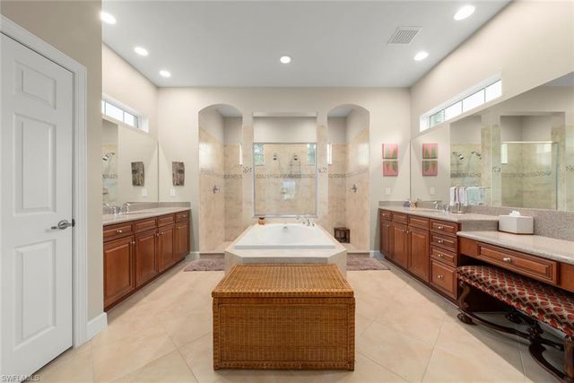 11982 Heather Woods CT, Naples, FL 34120