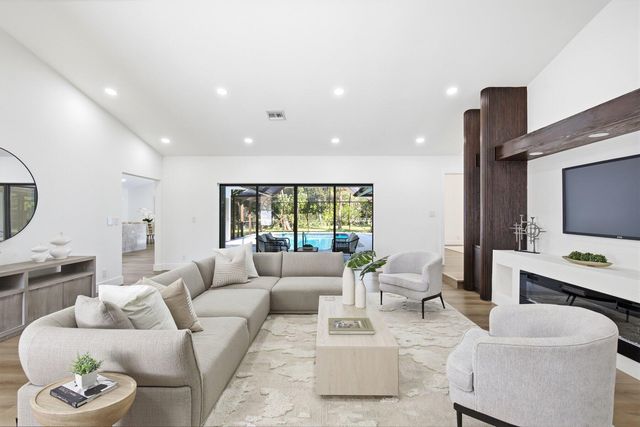 8899 NW 47th Drive, Coral Springs, FL 33067
