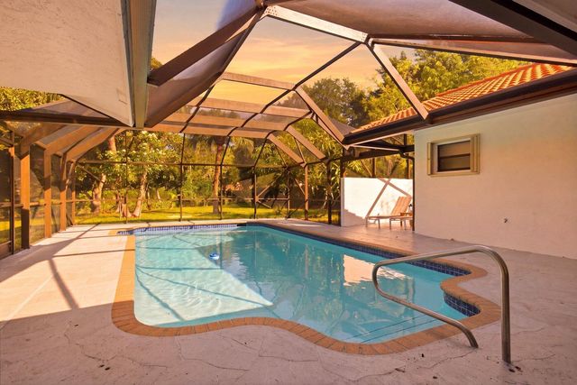 8899 NW 47th Drive, Coral Springs, FL 33067