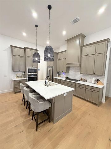 416 Explorer Trail, Norman, OK 73069