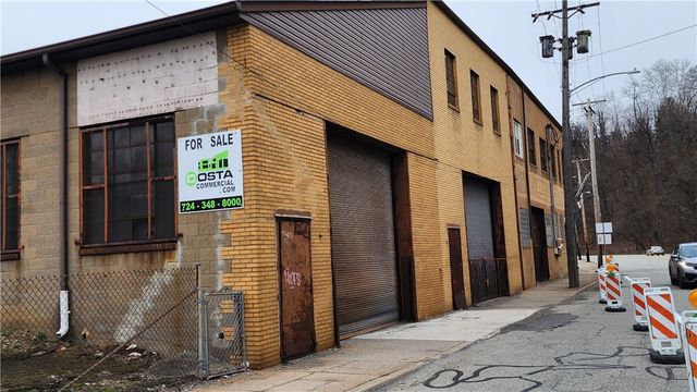 2121 5th Ave, Mckeesport, PA 15132