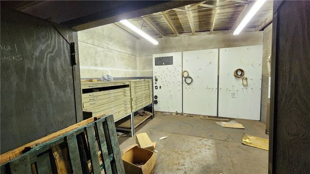 2121 5th Ave, Mckeesport, PA 15132