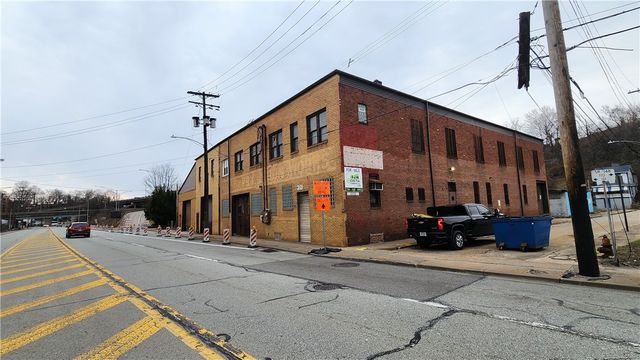 2121 5th Ave, Mckeesport, PA 15132