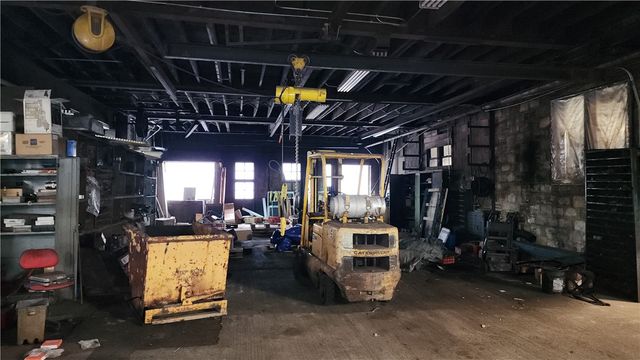 2121 5th Ave, Mckeesport, PA 15132