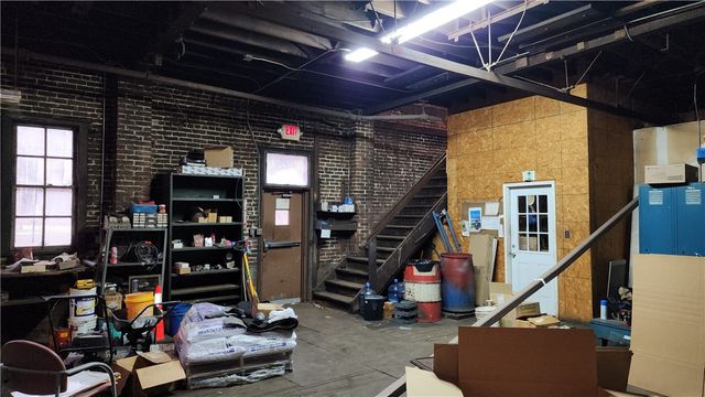 2121 5th Ave, Mckeesport, PA 15132