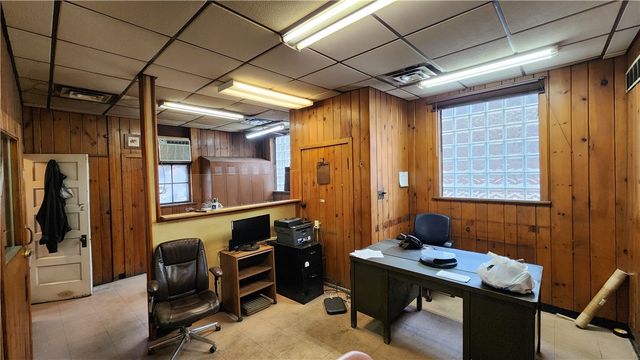 2121 5th Ave, Mckeesport, PA 15132