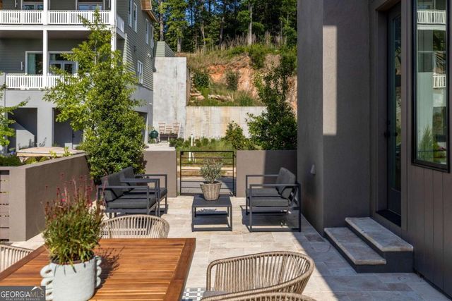 1210 Lupo Loop, Chattahoochee Hills, GA 30268
