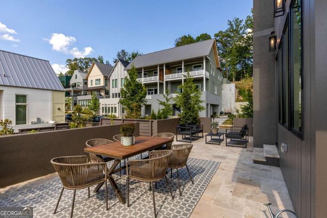 1210 Lupo Loop, Chattahoochee Hills, GA 30268