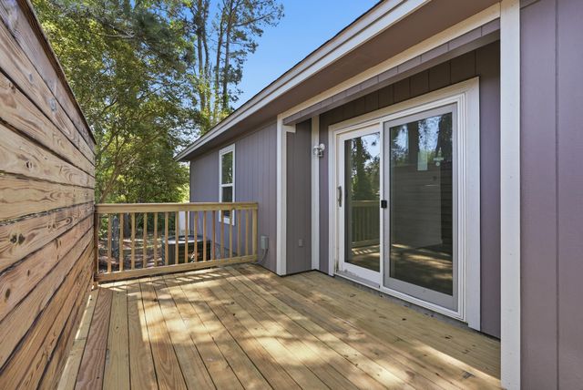 216 Michael Avenue, Mary Esther, FL 32569