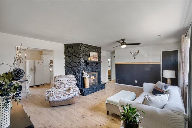 401 N Edgewood Drive, Coffeyville, KS 67337