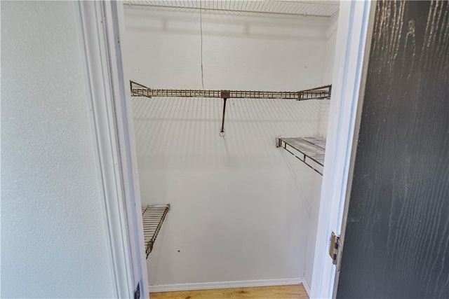 401 N Edgewood Drive, Coffeyville, KS 67337