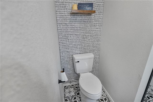 401 N Edgewood Drive, Coffeyville, KS 67337