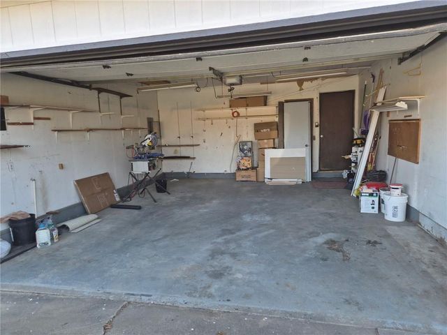 401 N Edgewood Drive, Coffeyville, KS 67337