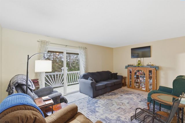 130 SW Cedar St, Pullman, WA 99163