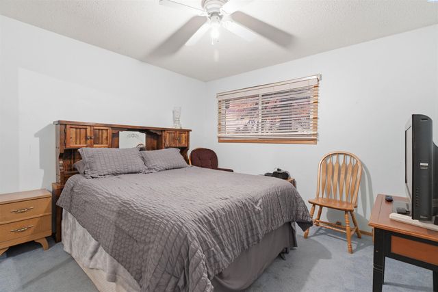 130 SW Cedar St, Pullman, WA 99163