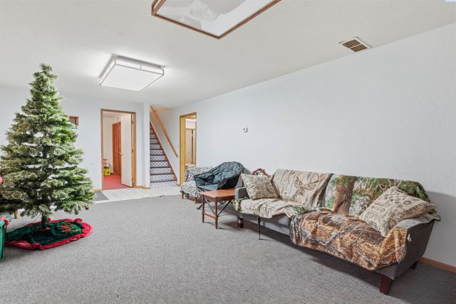 130 SW Cedar St, Pullman, WA 99163