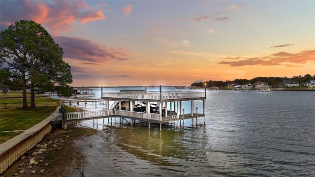 123 SE County Road 3147, Corsicana, TX 75109